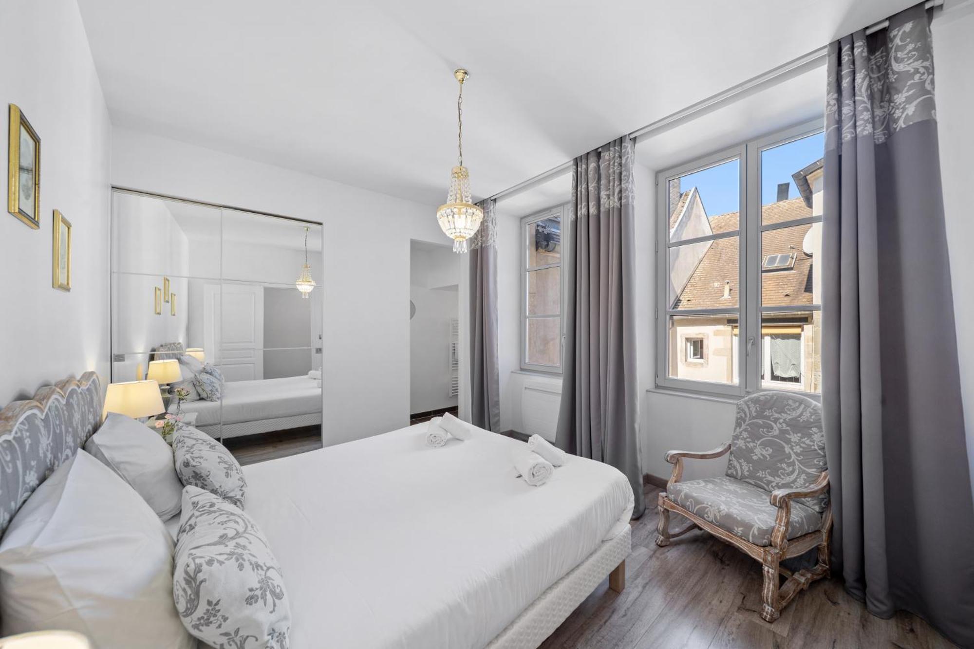Le Beau Carnot - Appartement En Hypercentre De Beaune Beaune  Kültér fotó